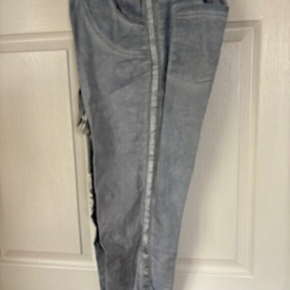 Lightweight Made in Italy Spring Pants - Picture 3 of 8